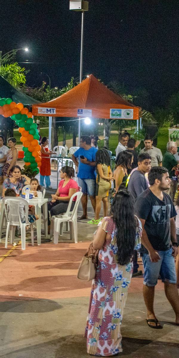 FEIRA LIVRE 019.jpg